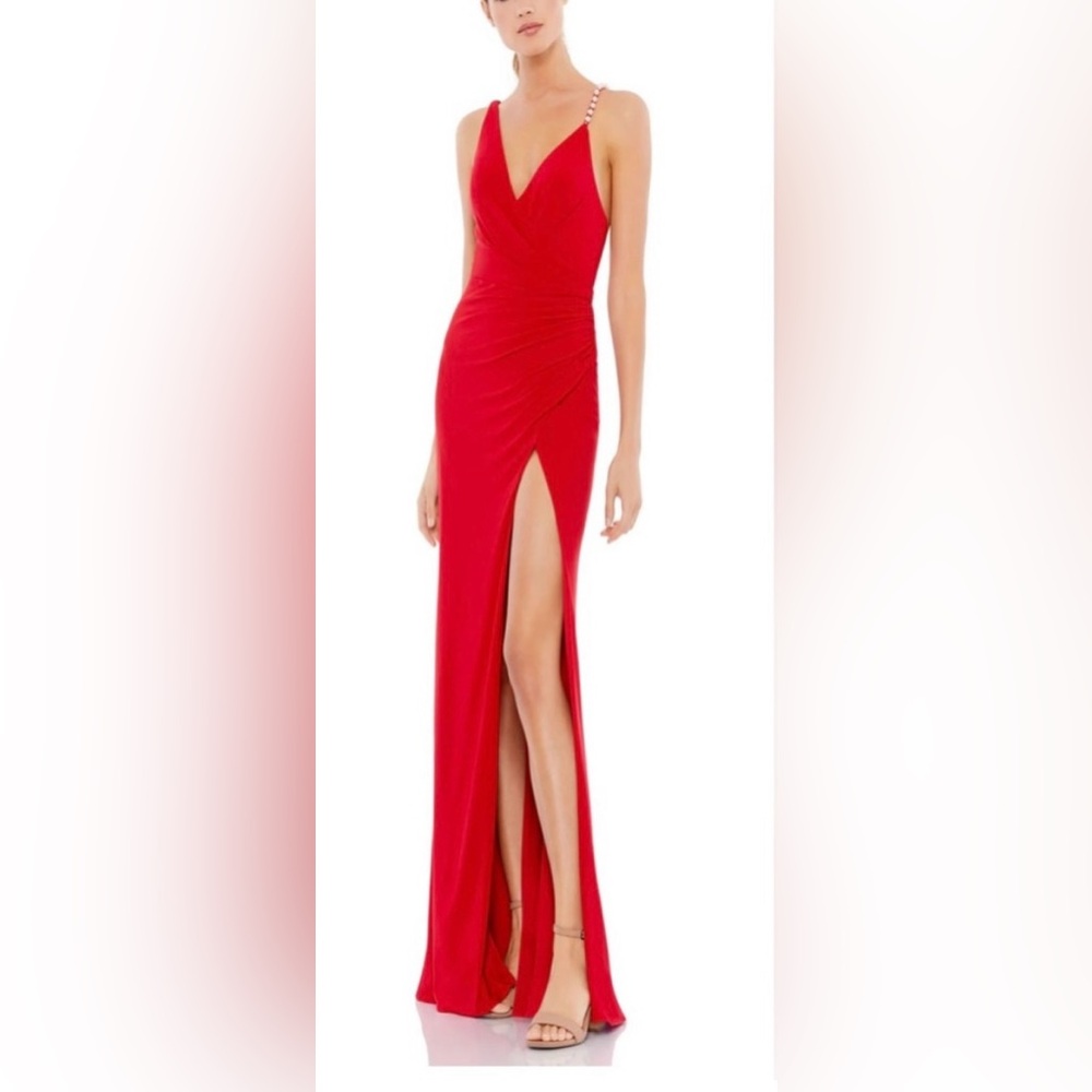 NWT Ieena for Mac Duggal Red Asymmetrical Pearl Strap V-Neck Gown Womens 10